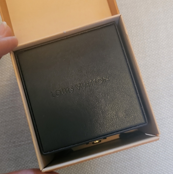 Louis Vuitton Idylle Charms 3 golds diamond necklace - Picture 4 of 6